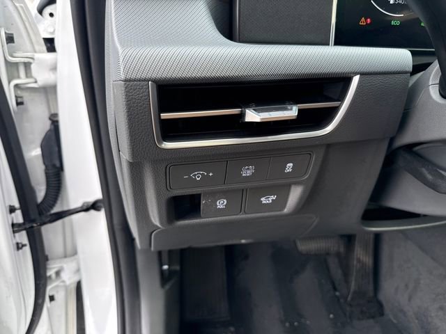 Certified 2025 Hyundai Sonata Limited image 16