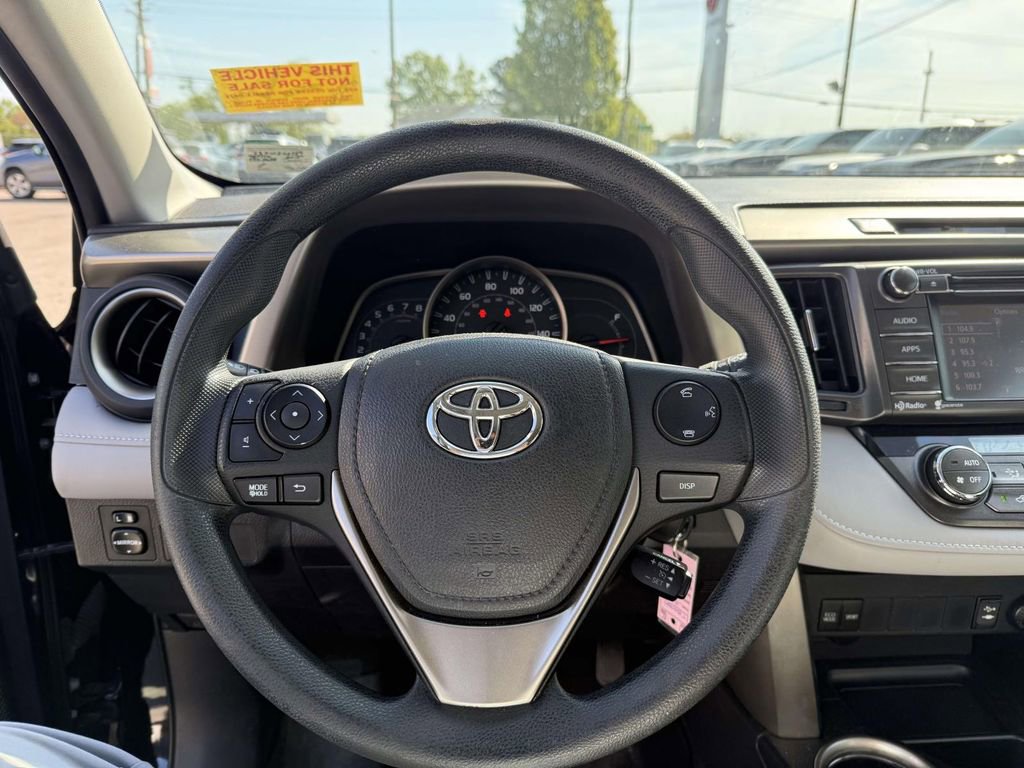 Used 2015 Toyota RAV4 XLE image 14