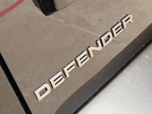 New 2026 Land Rover Defender 110 S AWD/4WD image 8