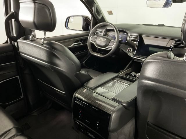 Used 2022 Jeep Wagoneer Series III w/ Premium Group I AWD/4WD image 30