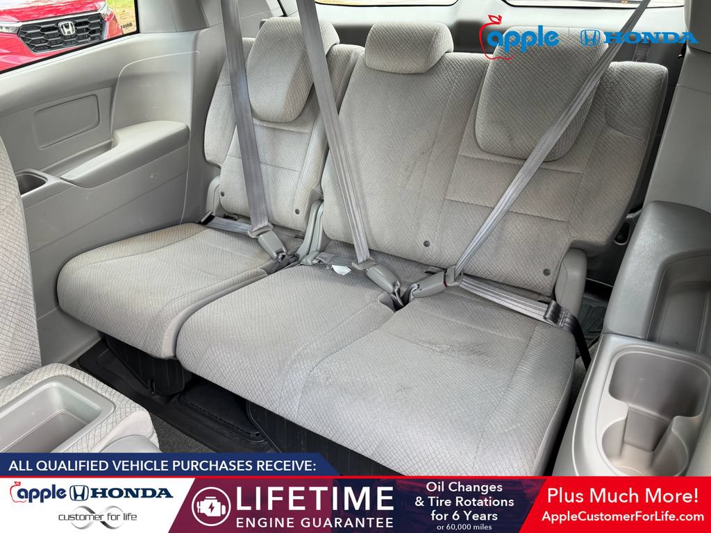Used 2016 Honda Odyssey SE image 19