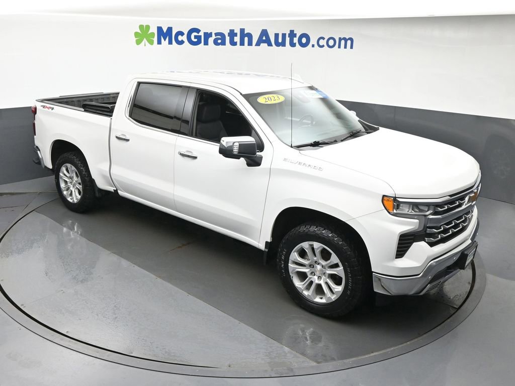 Used 2023 Chevrolet Silverado 1500 LTZ AWD/4WD image 3