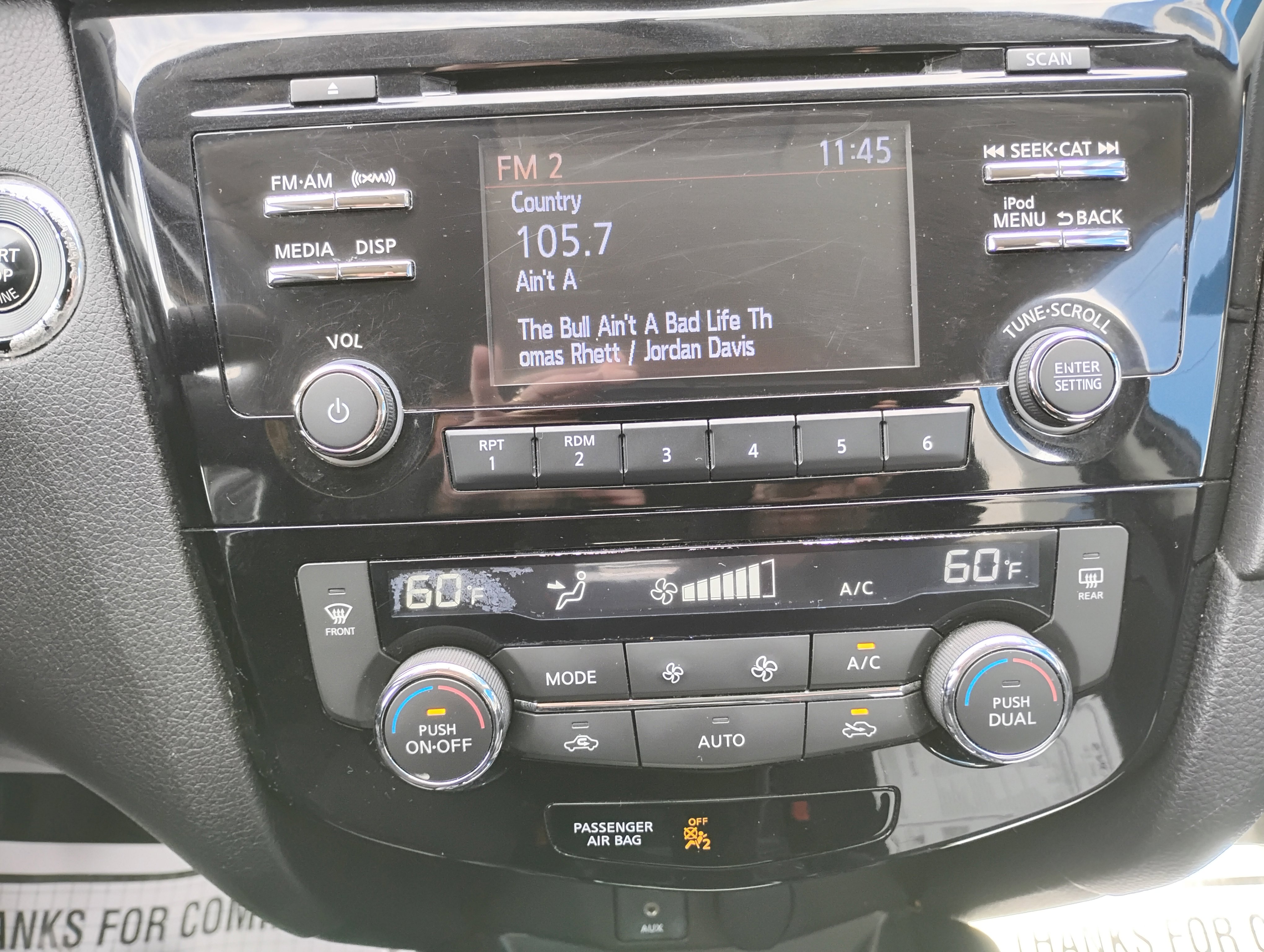 Used 2017 Nissan Rogue SV w/ Midnight Edition Package FWD image 7