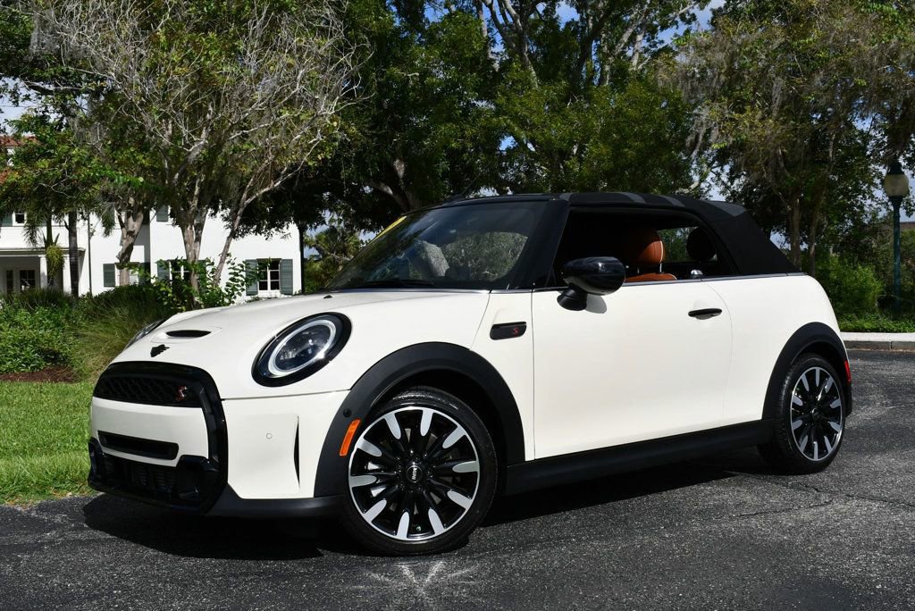 Used 2023 MINI Cooper S image 23