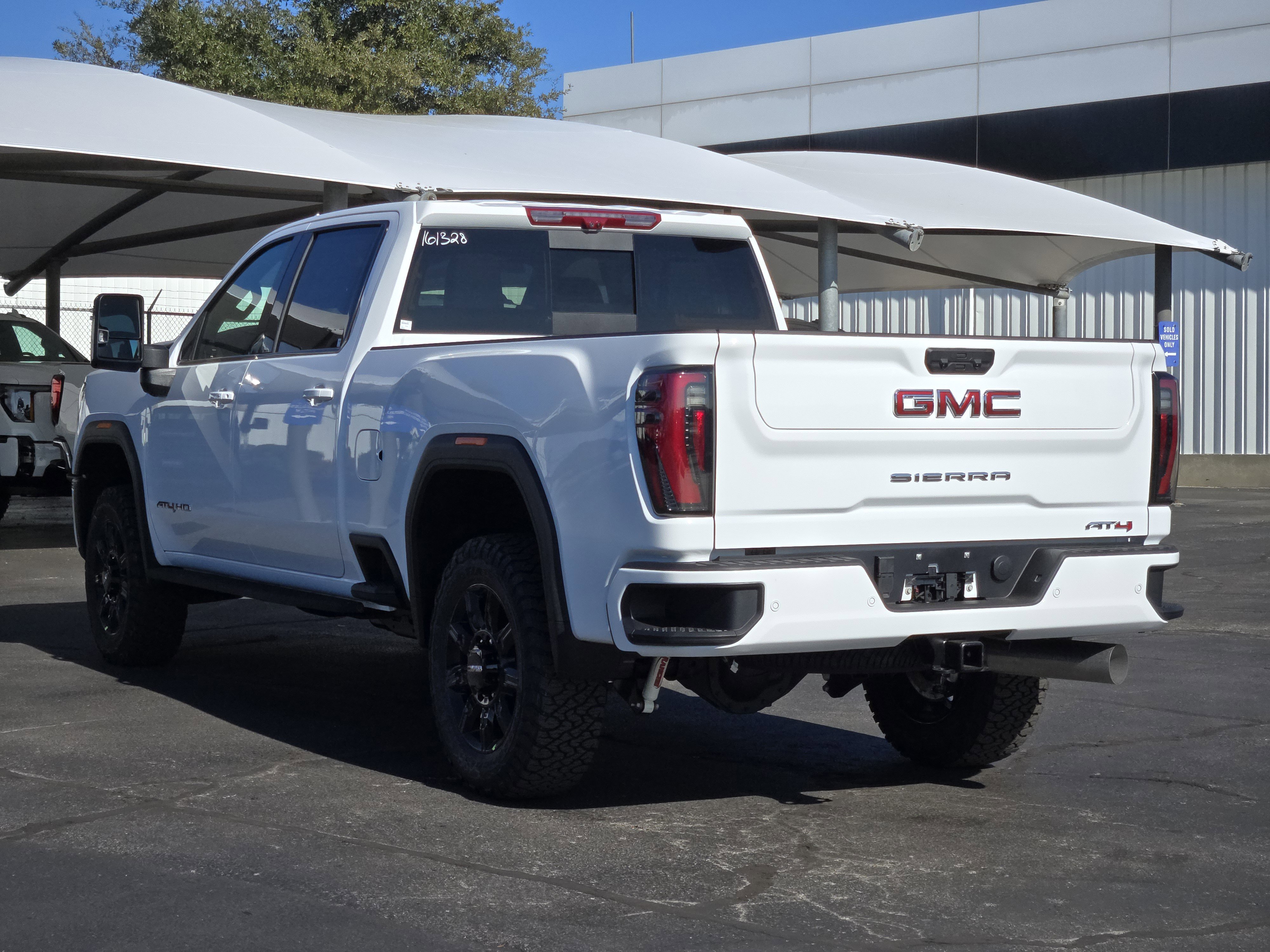 New 2026 GMC Sierra 2500 AT4 w/ AT4 Premium Plus Package image 3
