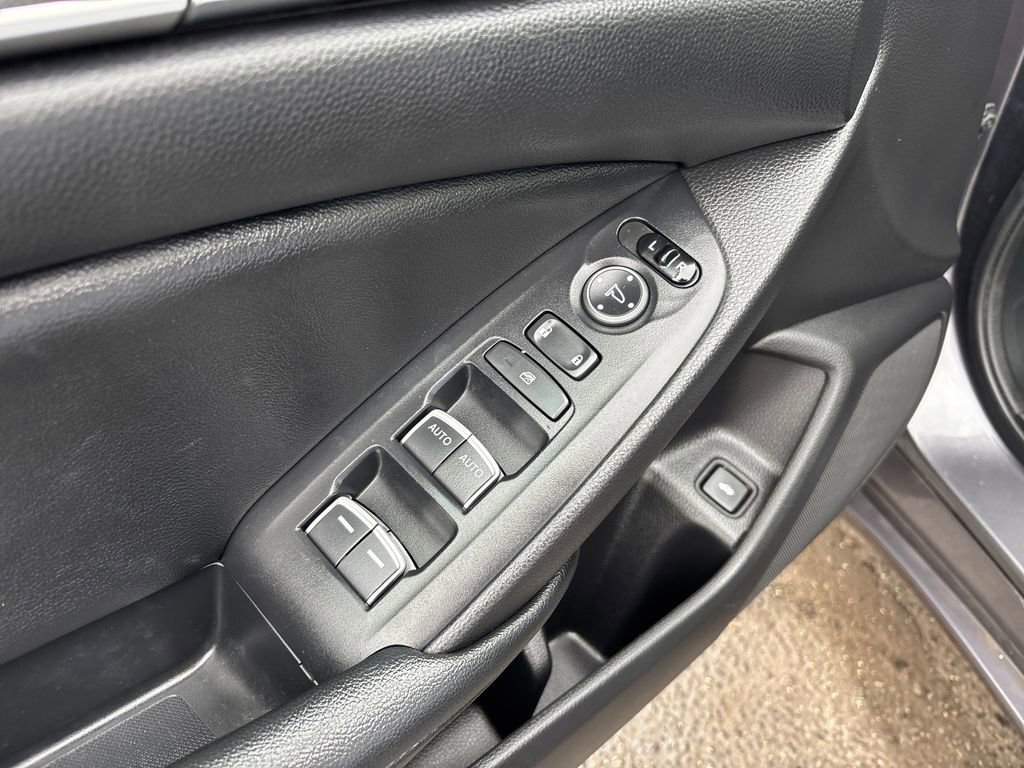 Used 2020 Honda Accord Sport image 16