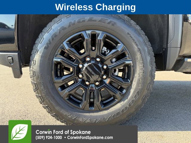 Used 2022 GMC Sierra 2500 Denali w/ Denali Black Diamond Edition image 11