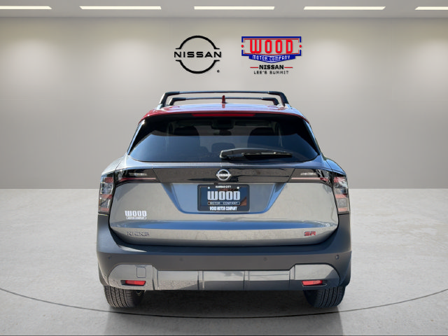 Used 2025 Nissan Kicks SR w/ Illumination Package FWD image 3