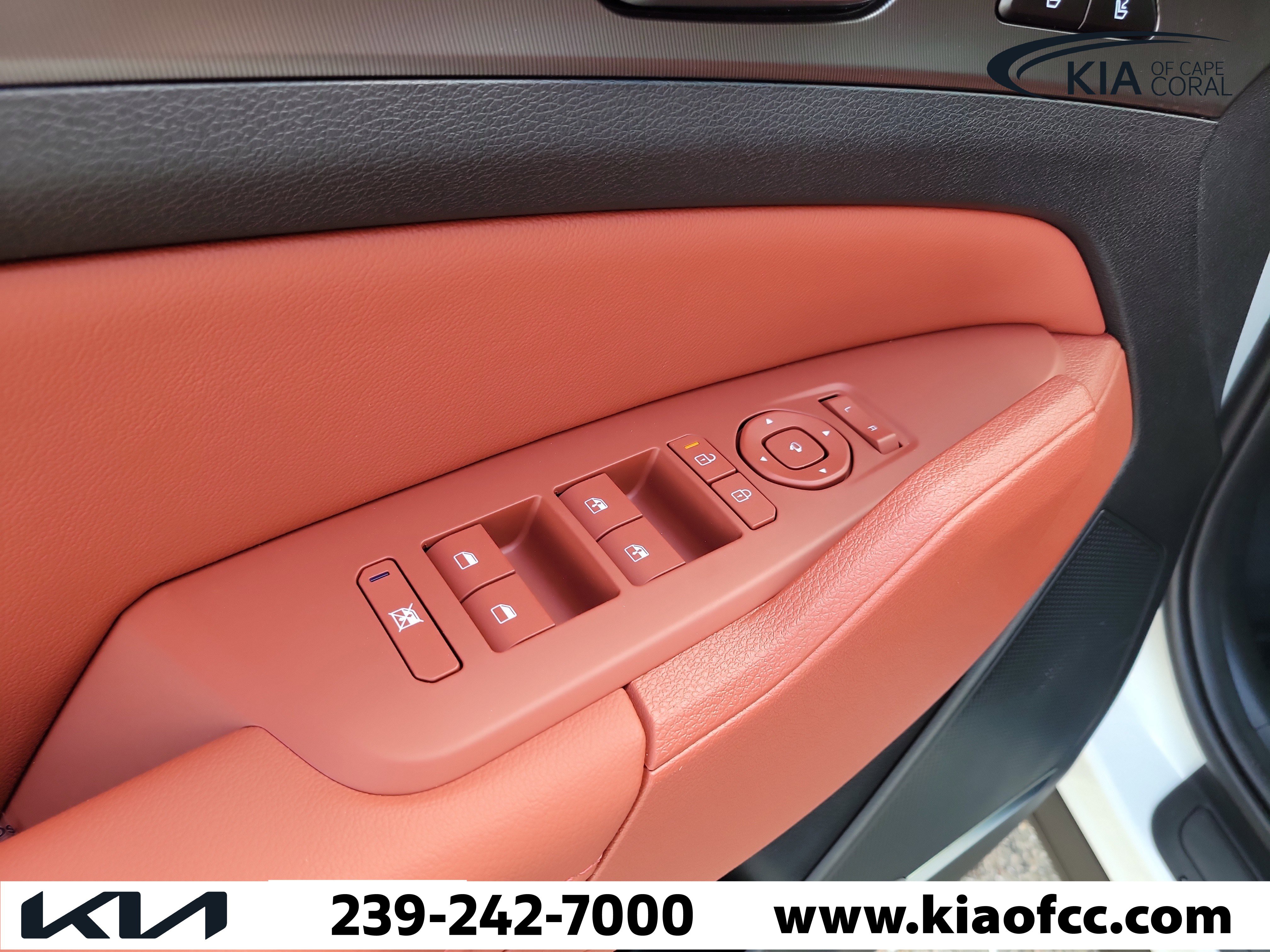 New 2026 Kia Sportage SX FWD image 23