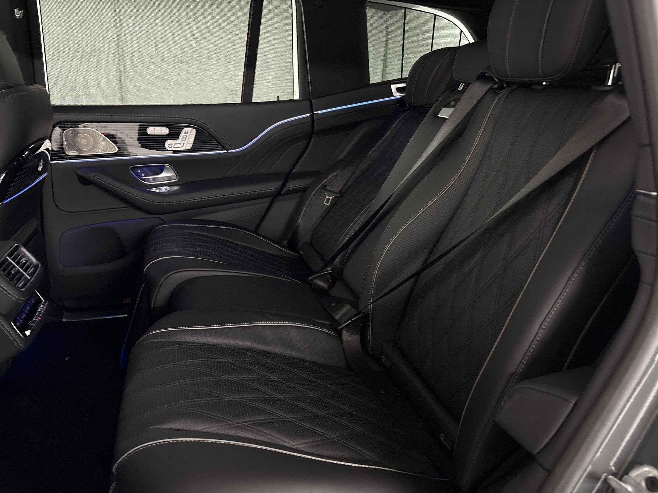 New 2026 Mercedes-Benz Maybach GLS 600 4MATIC image 13