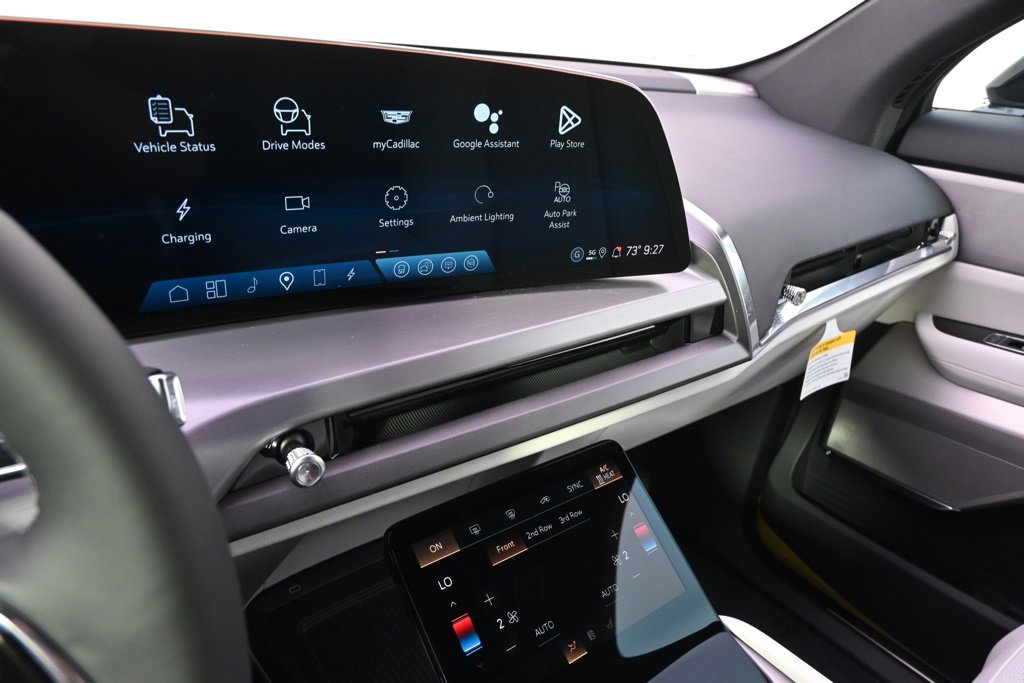 New 2026 Cadillac Vistiq Sport w/ LPO, Floor Liner Package image 26