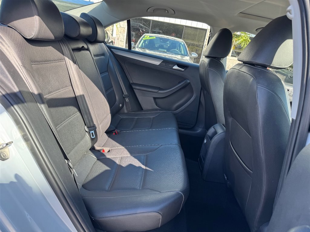 Used 2018 Volkswagen Jetta SE FWD image 22