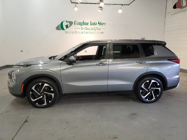 Used 2022 Mitsubishi Outlander SE AWD/4WD image 3
