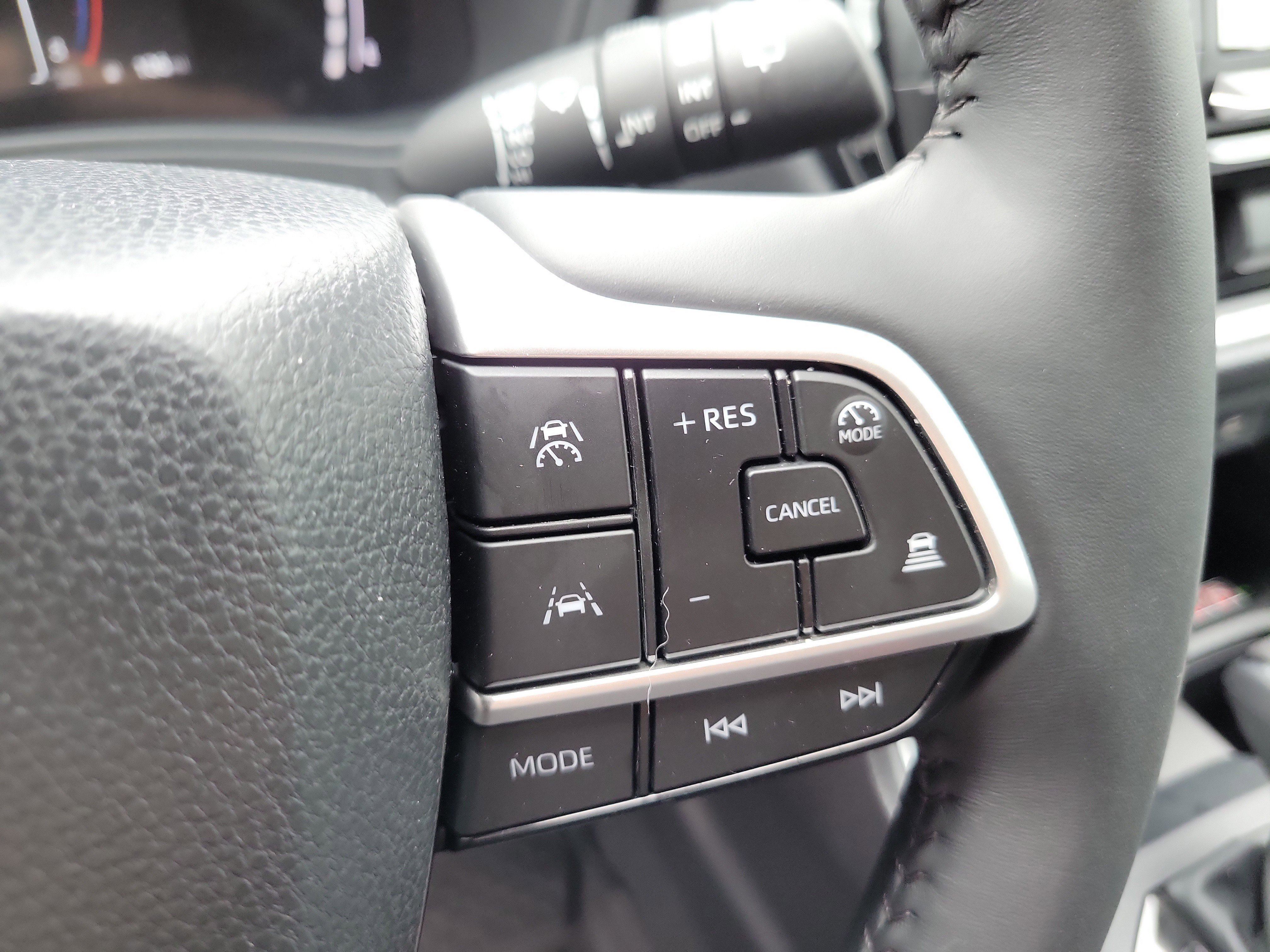 Used 2026 Toyota Grand Highlander FWD image 32