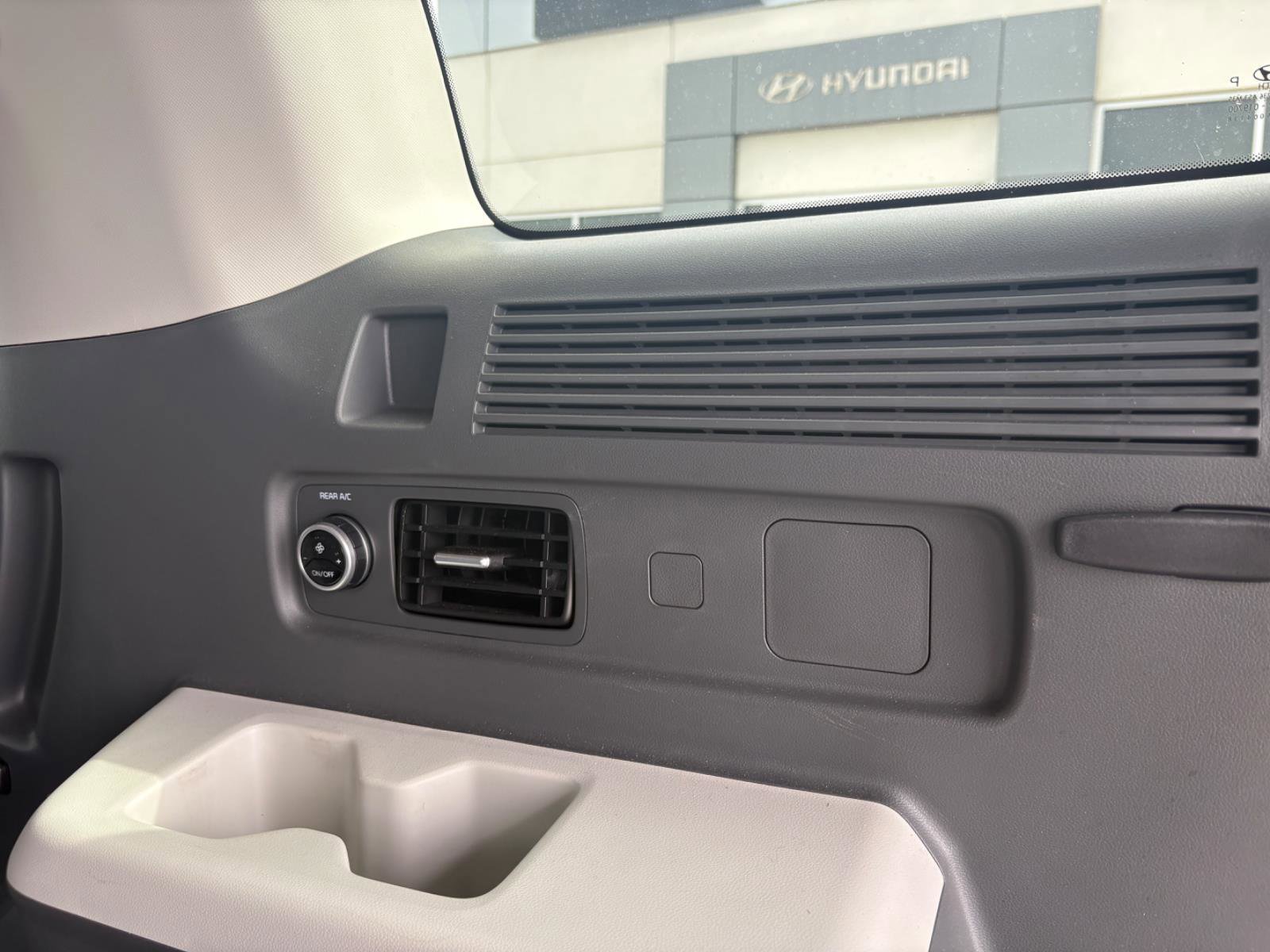 Used 2025 Hyundai Santa Fe SEL image 11