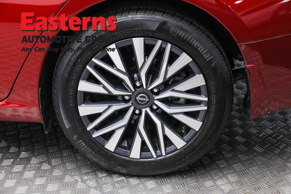 Used 2023 Nissan Altima 2.5 SV w/ SV Premium Package image 8