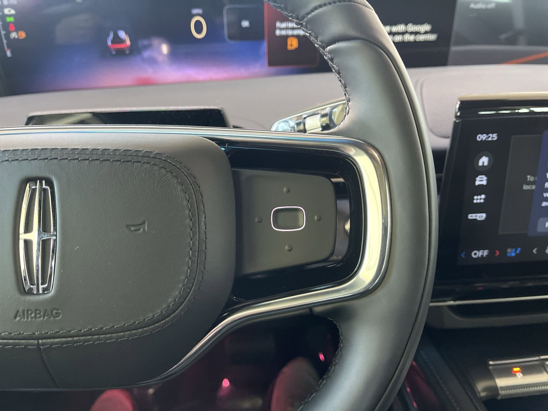 New 2024 Lincoln Nautilus Reserve w/ Equipment Group 202A image 19