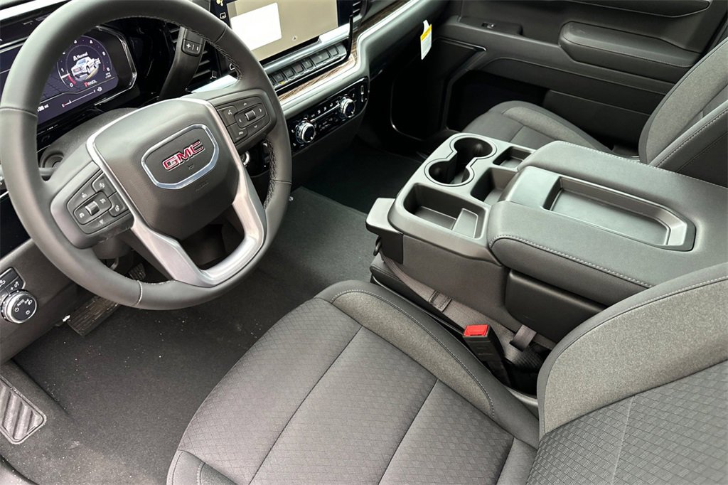 New 2025 GMC Sierra 1500 SLE image 8