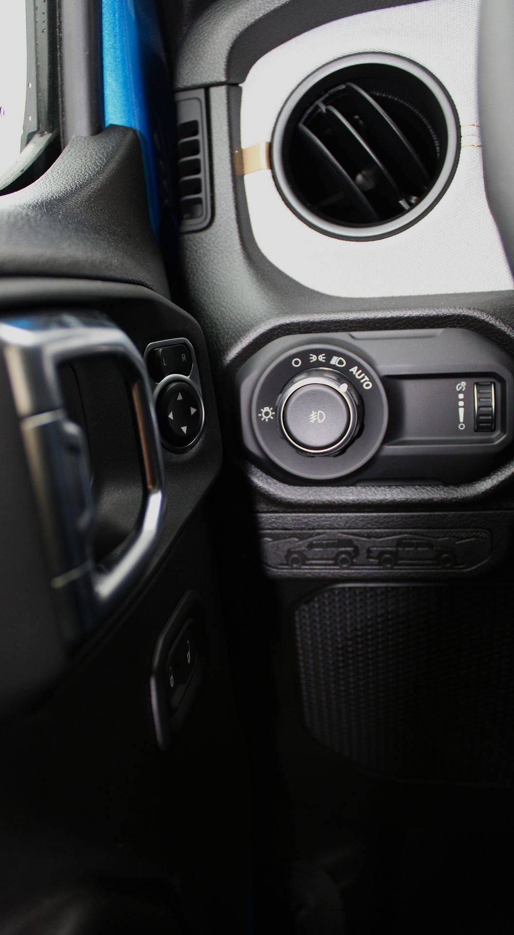 New 2026 Jeep Wrangler Unlimited Sport image 16