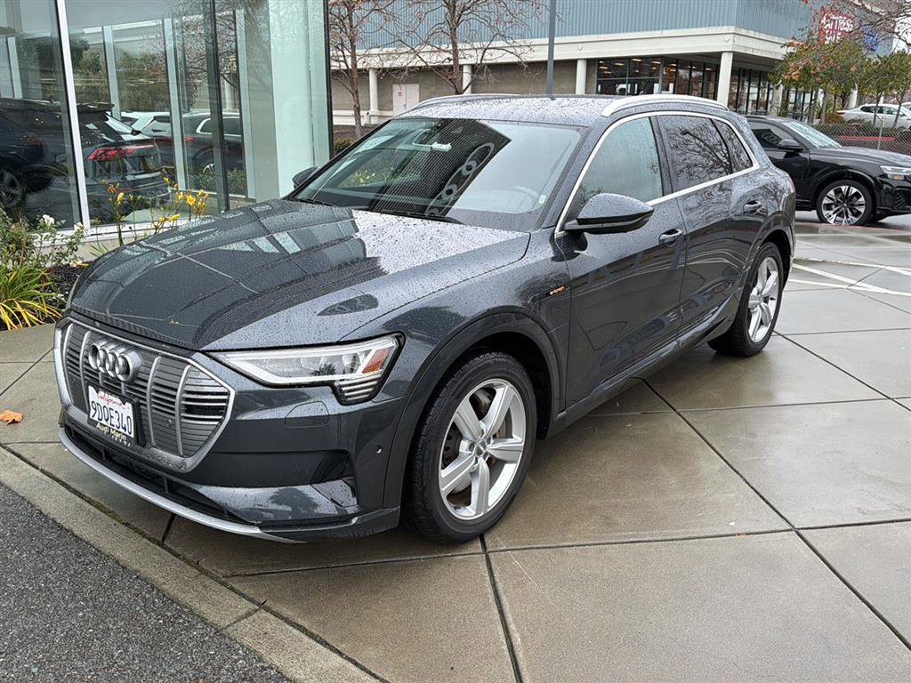 Used 2019 Audi e-tron Prestige w/ Prestige Package