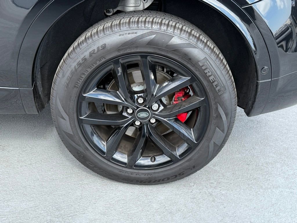 Used 2024 Land Rover Discovery Sport S image 9