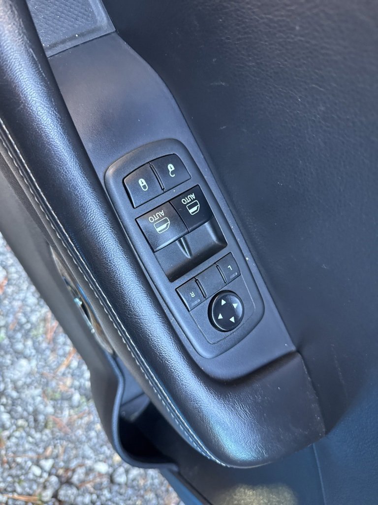 Used 2018 Dodge Challenger SRT Hellcat image 13