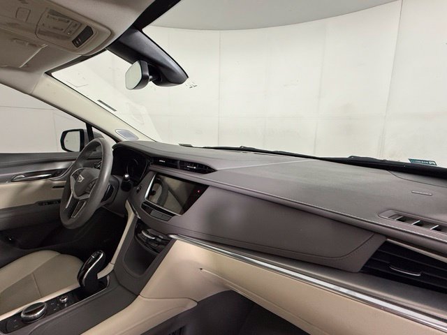 Certified 2024 Cadillac XT5 Premium Luxury FWD image 32