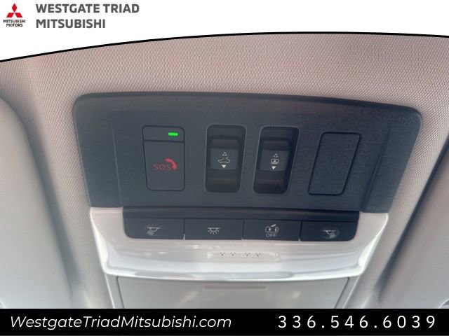 New 2025 Mitsubishi Outlander SE image 25