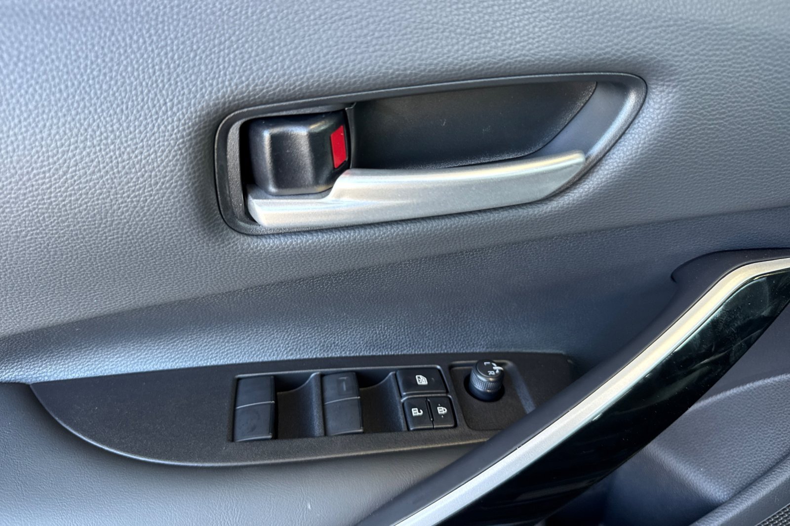 New 2026 Toyota Corolla XSE FWD image 10