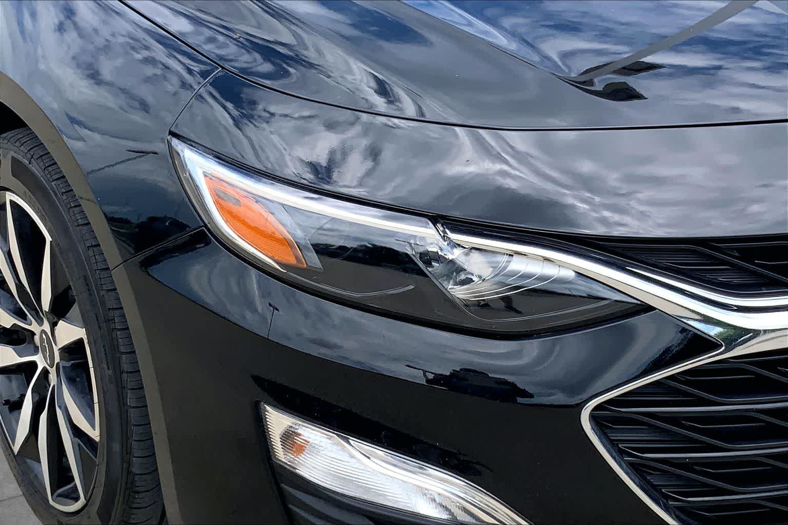 Used 2025 Chevrolet Malibu RS FWD image 27