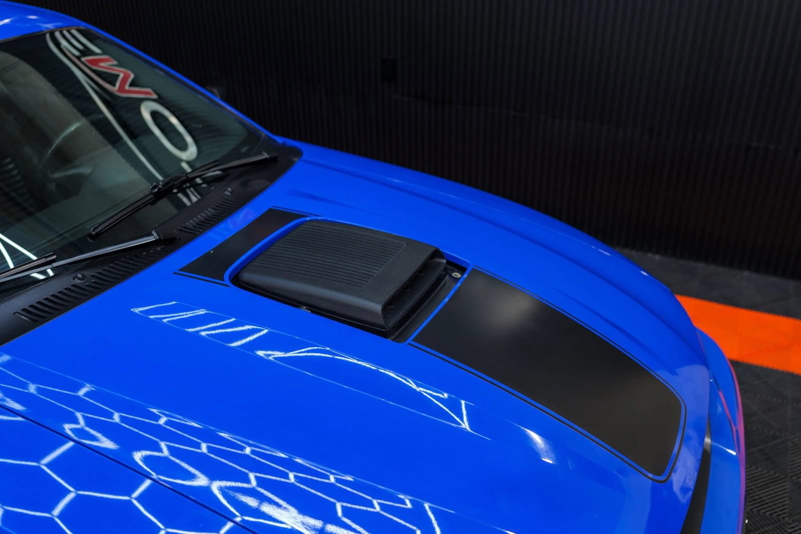 Used 2004 Ford Mustang Mach 1 RWD image 8