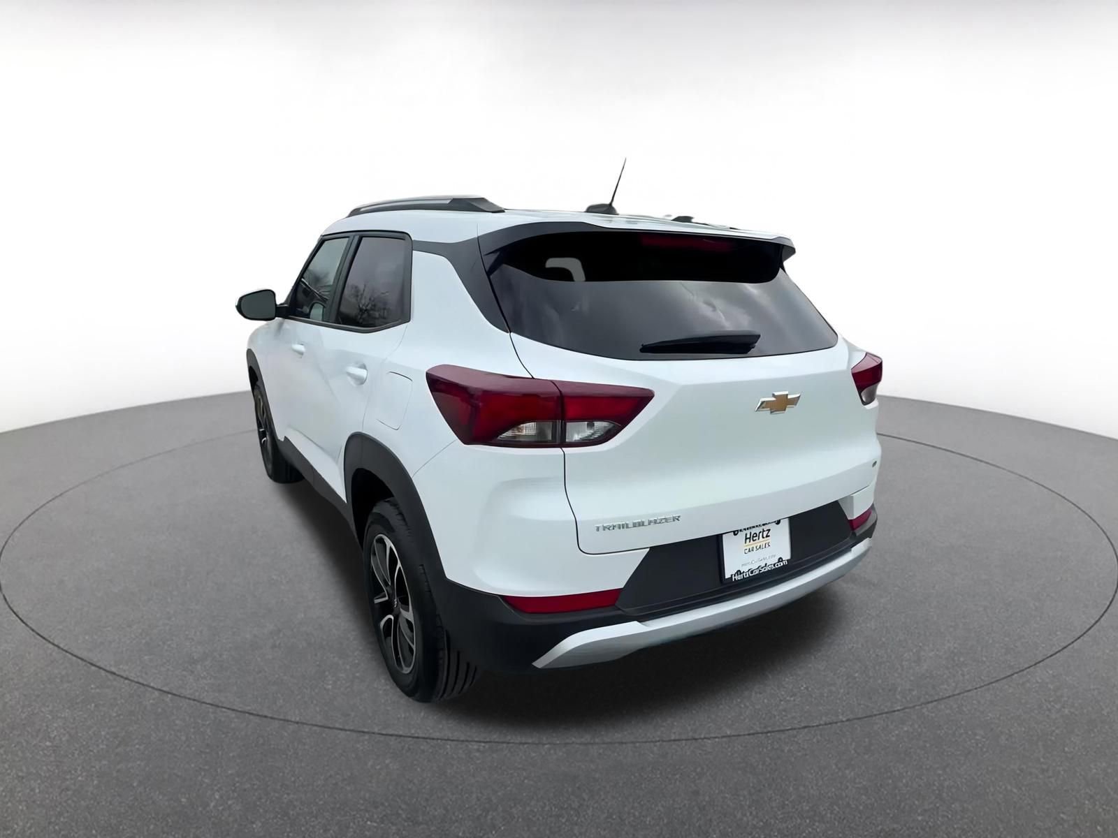 Used 2025 Chevrolet TrailBlazer LT image 11