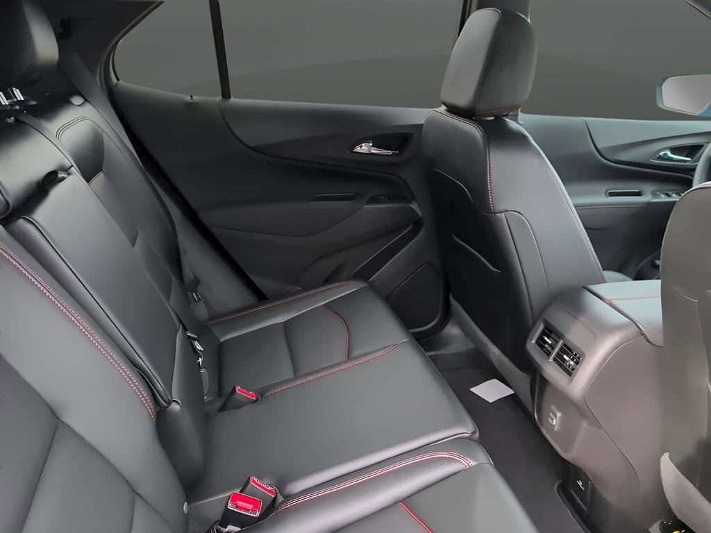 Used 2024 Chevrolet Equinox RS w/ RS Leather Package image 26