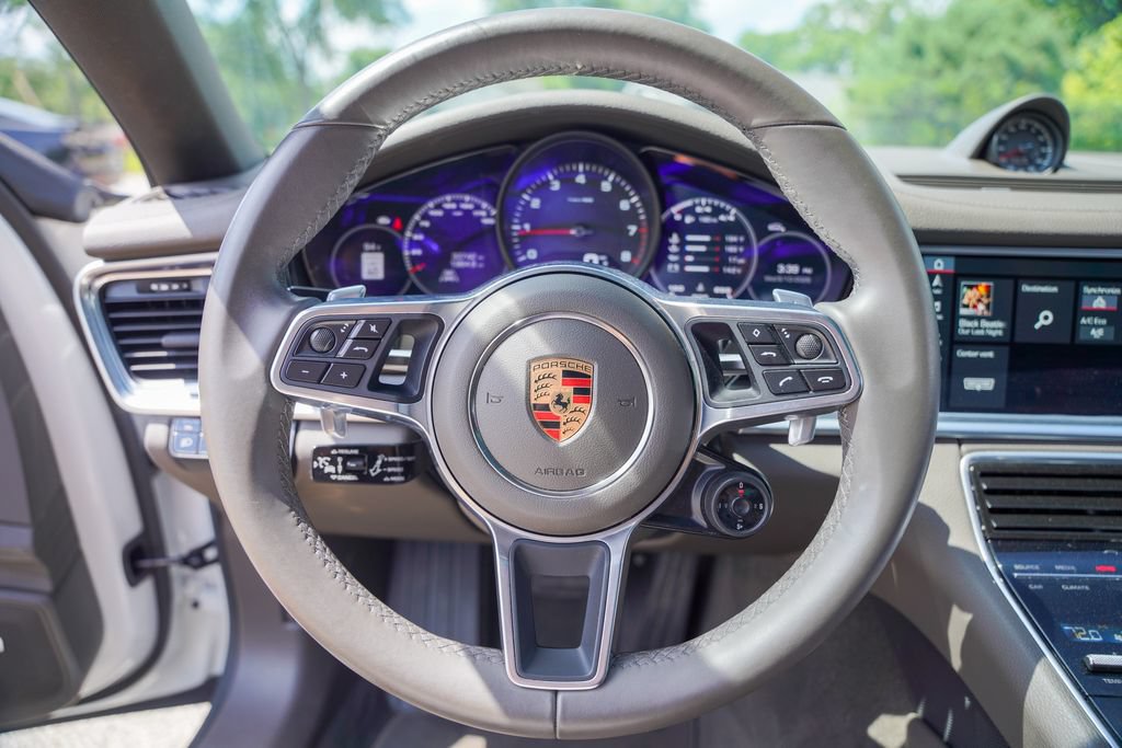 Used 2019 Porsche Panamera 4 AWD/4WD image 21