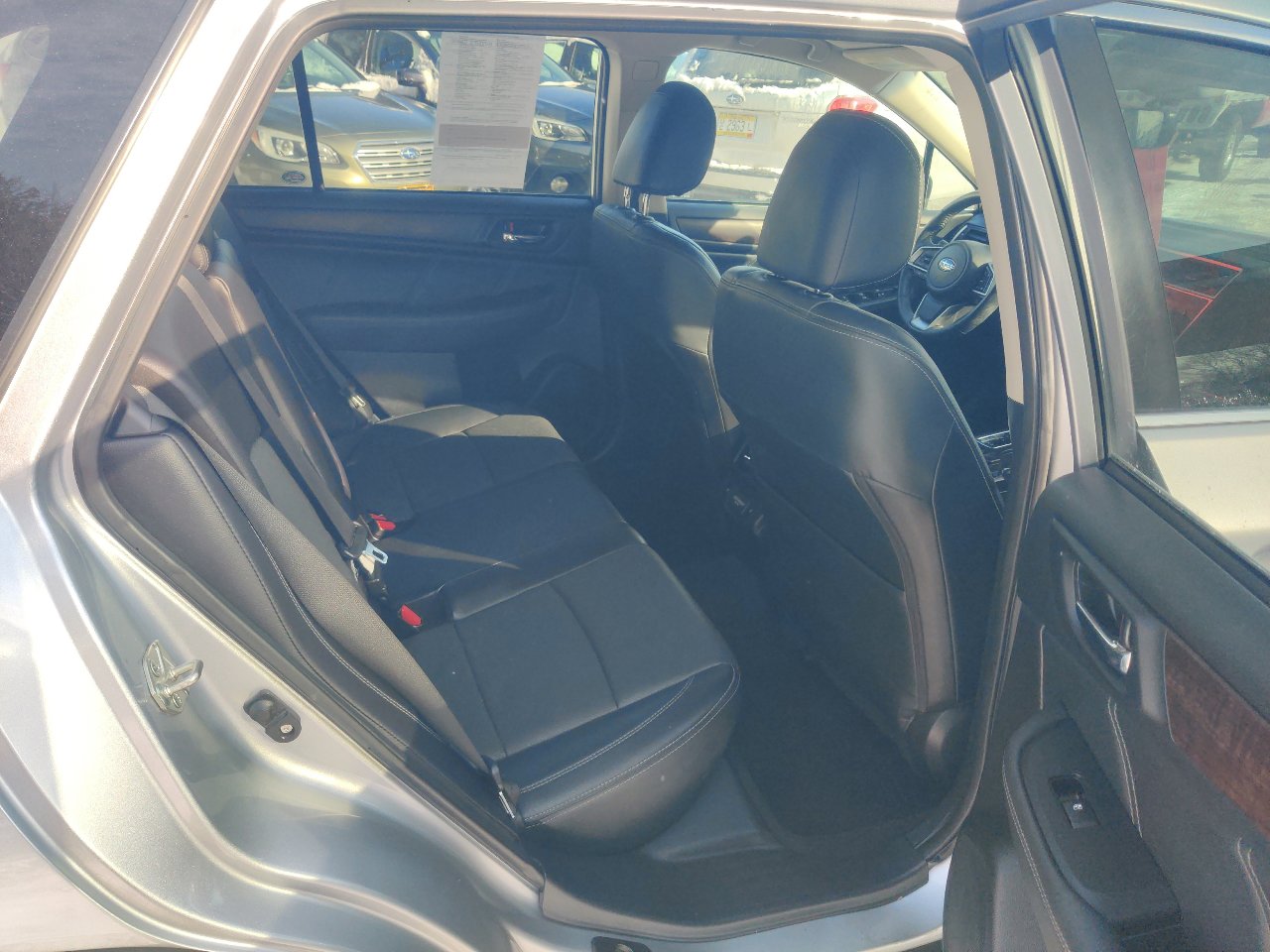 Used 2018 Subaru Outback 2.5i Limited AWD/4WD image 15