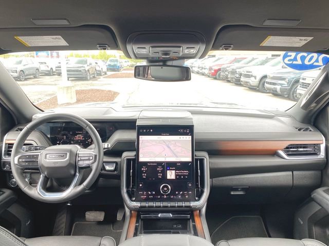 Used 2025 GMC Yukon XL Denali AWD/4WD image 20