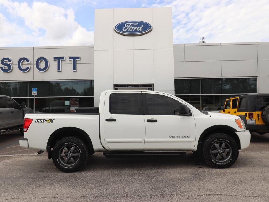 Used 2015 Nissan Titan PRO-4X w/ Pro-4x Luxury Package AWD/4WD image 18