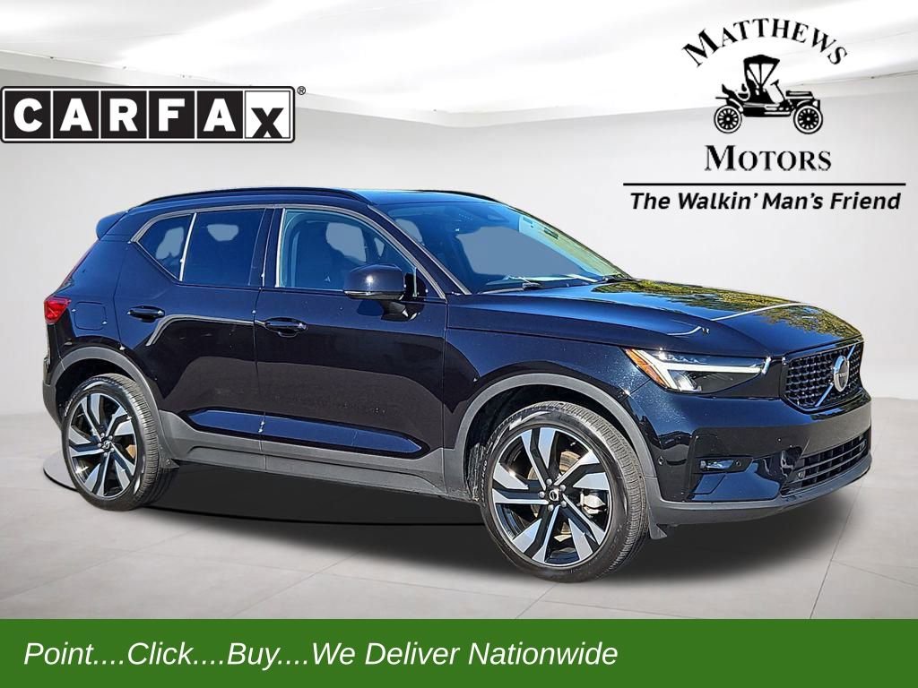 Used 2024 Volvo XC40 B5 Plus w/ Climate Package 360° Tour