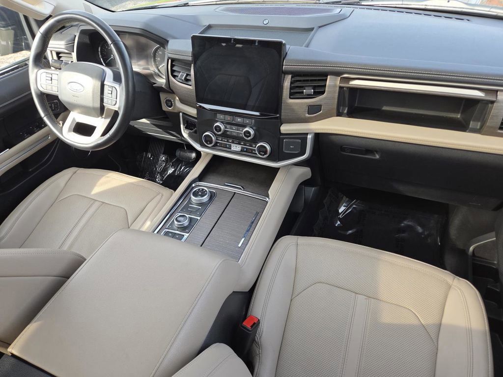 Used 2024 Ford Expedition Max Limited AWD/4WD image 27