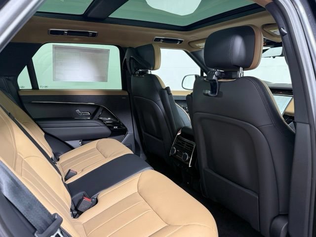 New 2026 Land Rover Range Rover Sport Dynamic SE AWD/4WD image 19
