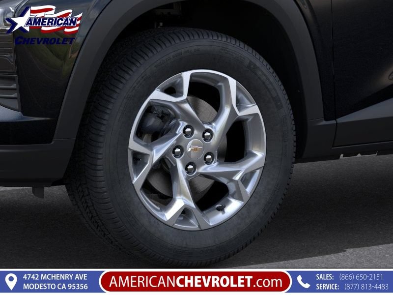 New 2026 Chevrolet Trax LS w/ LS Convenience Package FWD image 8