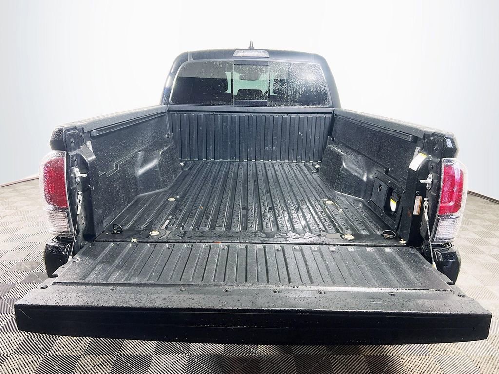 Certified 2022 Toyota Tacoma Limited image 24