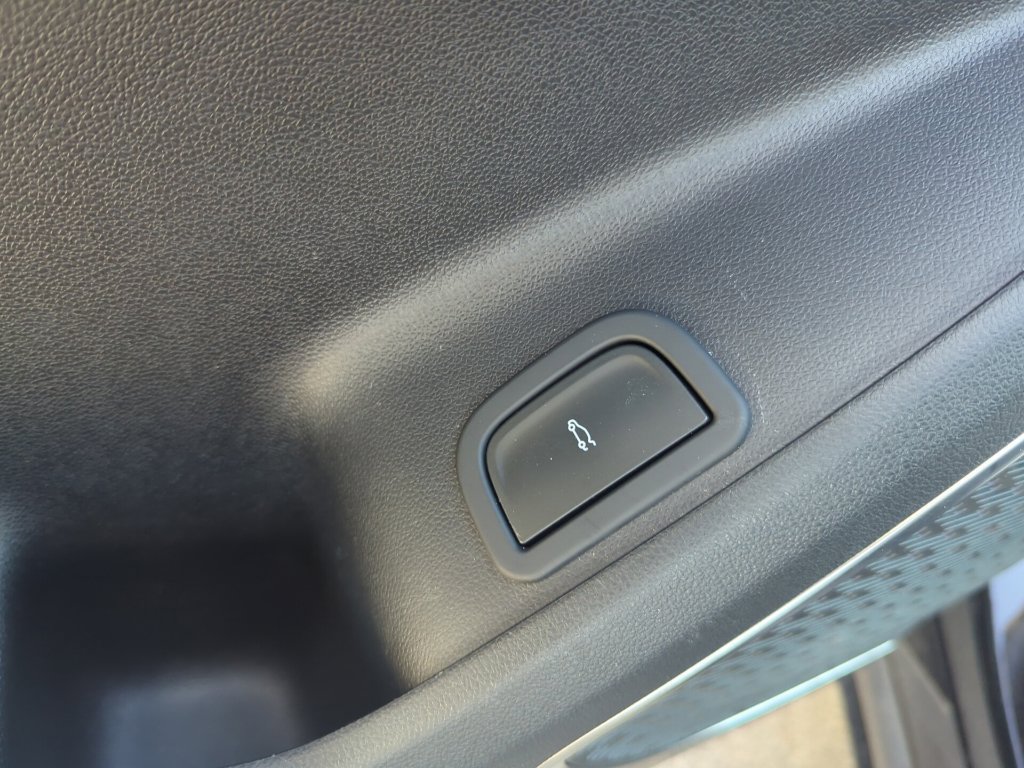 Certified 2026 Buick Enclave Sport Touring FWD image 27