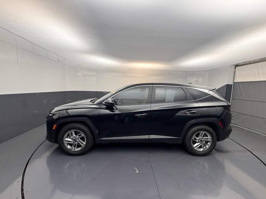 Certified 2026 Hyundai Tucson SE FWD image 3