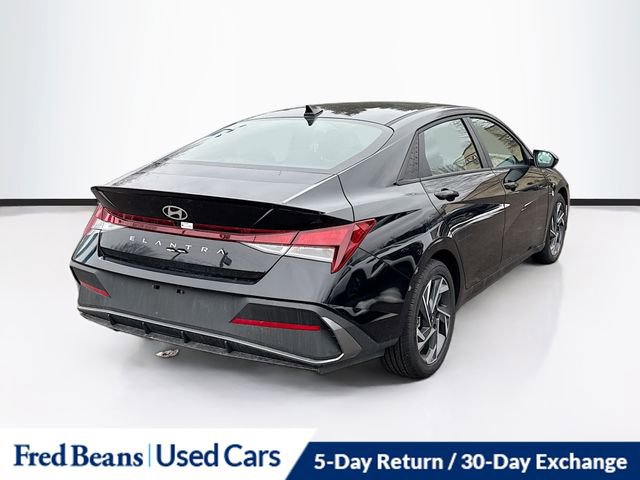 Certified 2025 Hyundai Elantra Sport FWD image 8