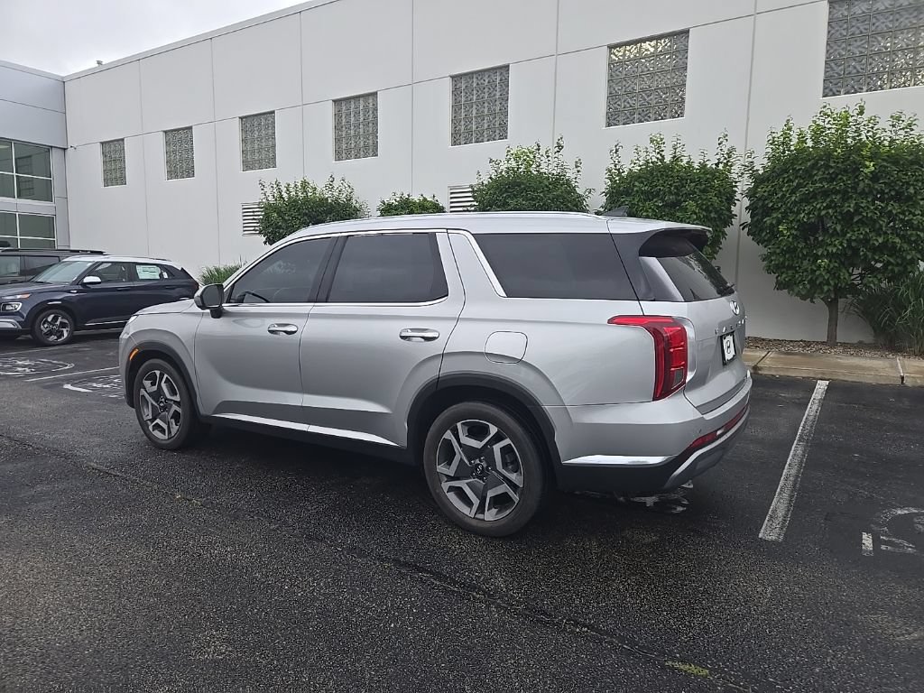 Certified 2024 Hyundai Palisade Limited AWD/4WD image 6