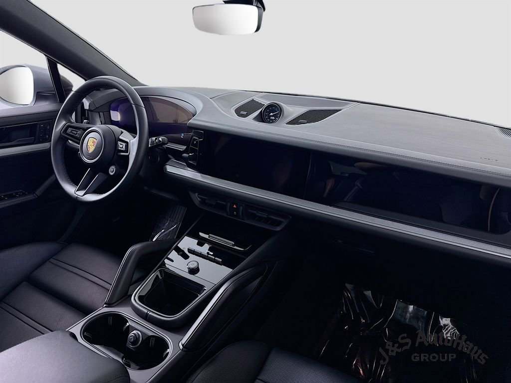 Used 2024 Porsche Cayenne S w/ Premium Package Plus (PP1) image 31