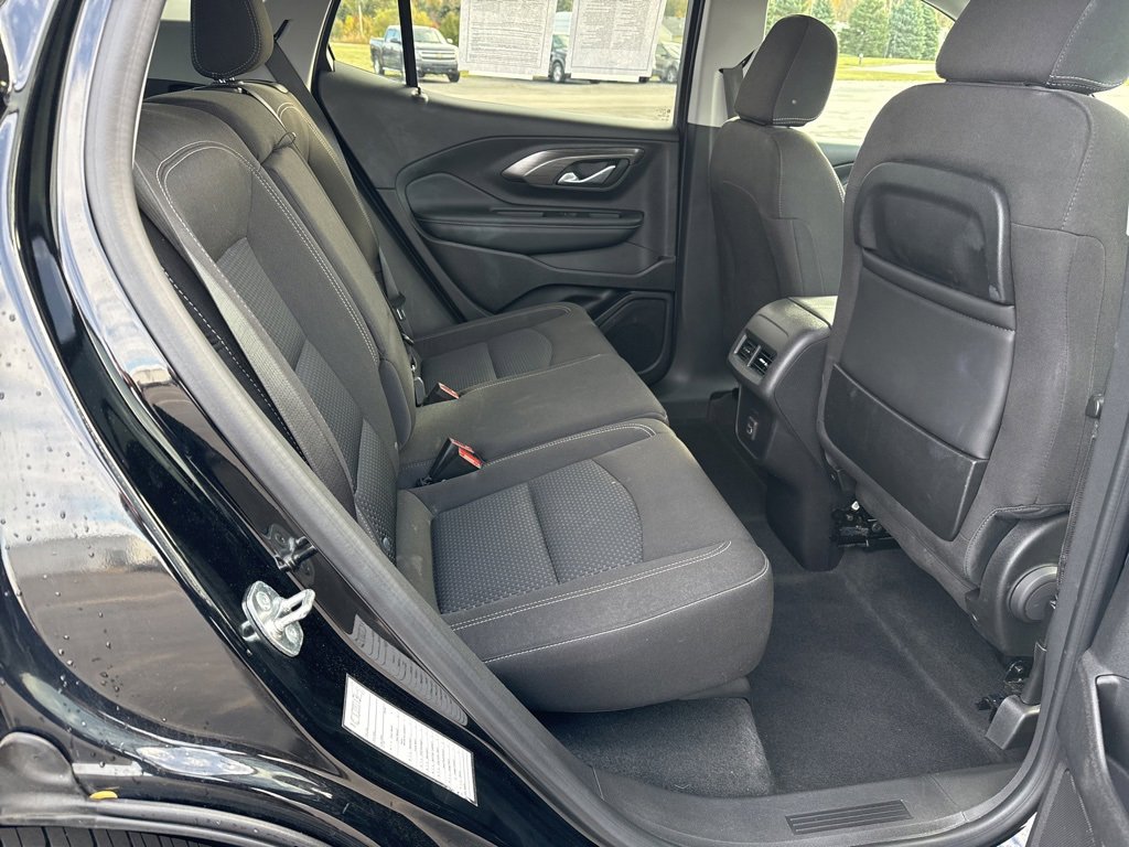 Used 2024 GMC Terrain SLE image 19
