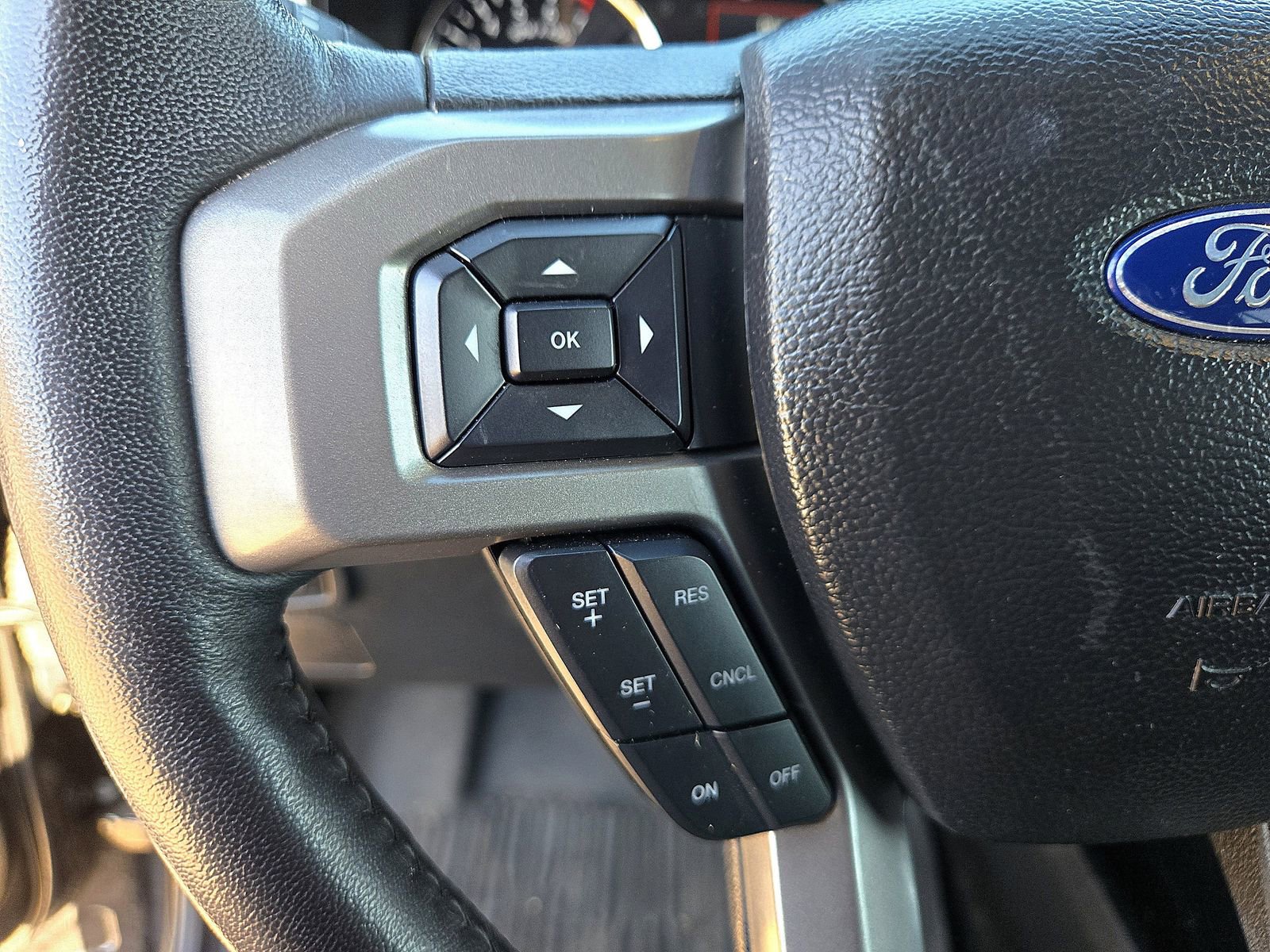 Used 2021 Ford Expedition XLT image 13