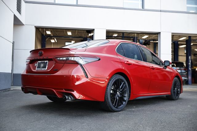 Used 2021 Toyota Camry XSE w/ Navigation Package image 6